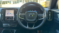 Volvo XC40 2.0 B4P Plus Dark 5dr Auto Petrol Estate